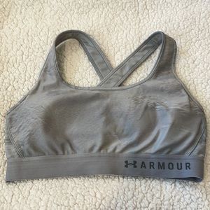 Under Armour cross back sports bra